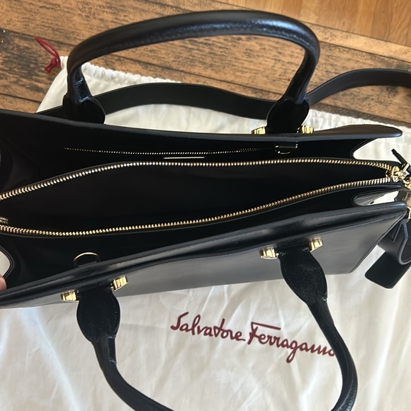 Authentic Salvatore Ferragamo satchel bag - Picture 3 of 9